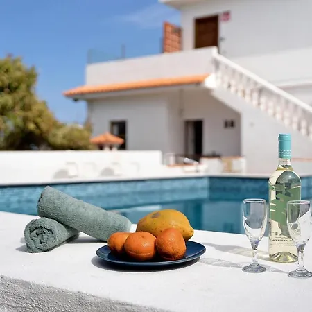 Casa Punta Del Sol Atico Дом отдыха *